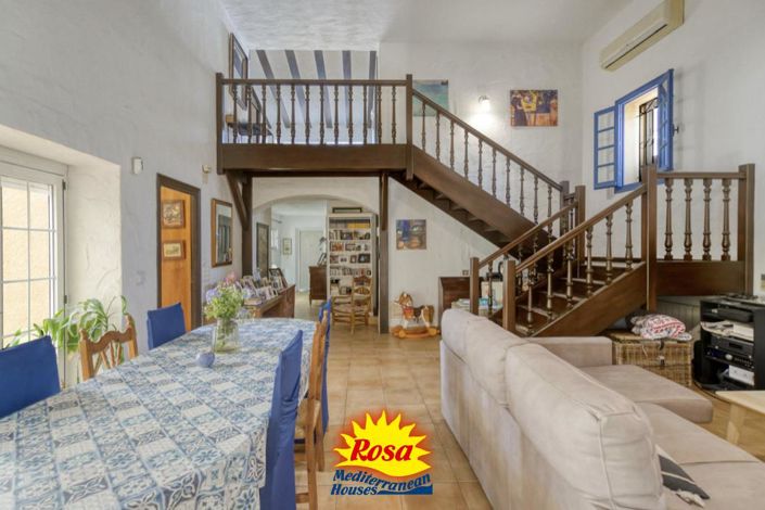 Image No.9-4 Bed Villa for sale