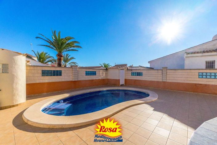 Image No.5-4 Bed Villa for sale