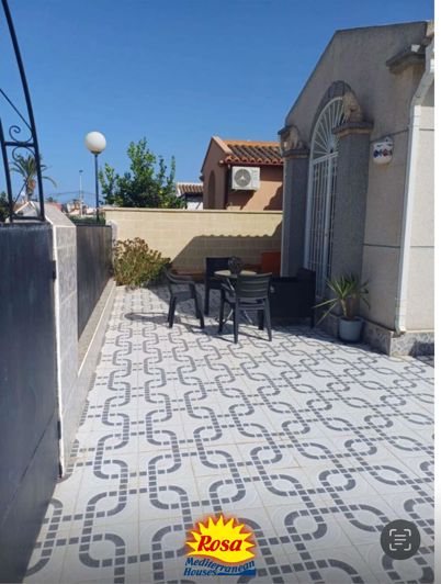 Image No.3-Bungalow de 2 chambres à vendre à Torrevieja