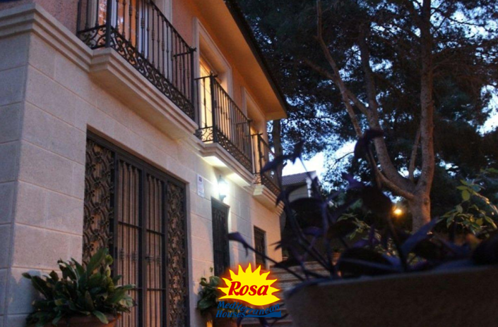 Image No.7-Villa de 6 chambres à vendre à Los Balcones