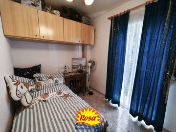 property228777604