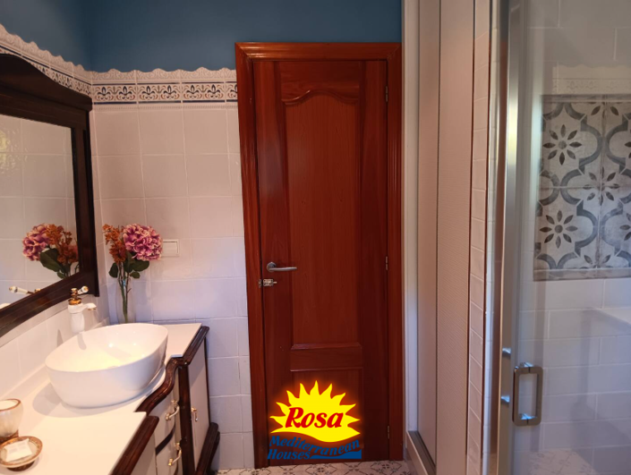 Image No.25-3 Bed Villa for sale