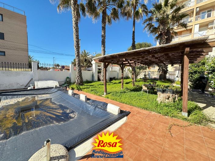 Image No.4-3 Bed Villa for sale