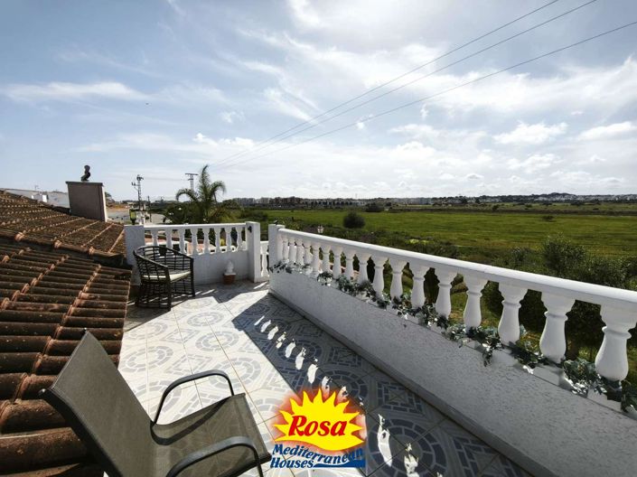 Image No.20-2 Bed Bungalow for sale