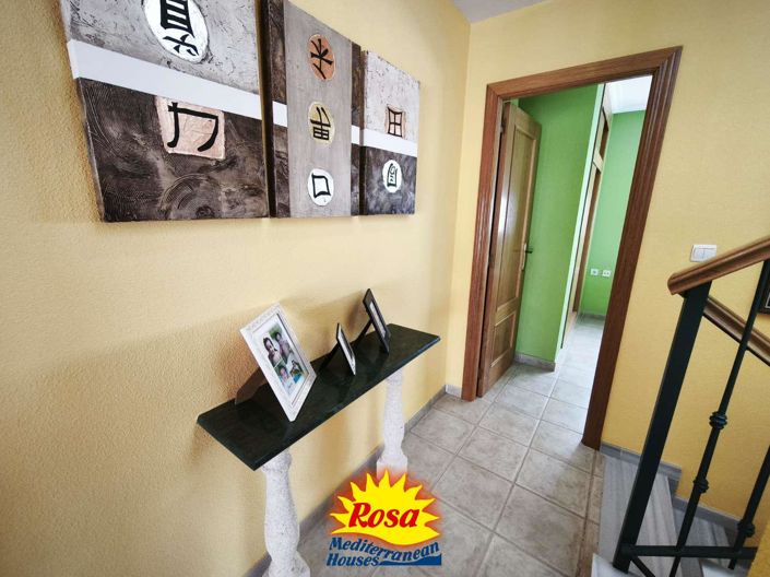 Image No.9-2 Bed Townhouse for sale