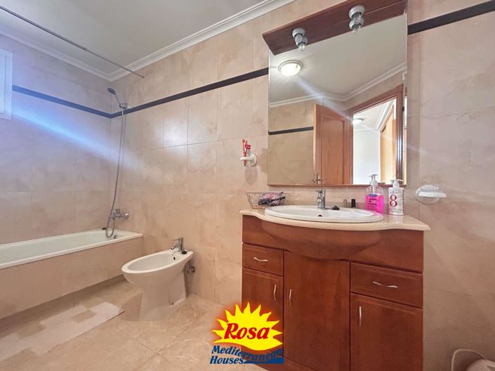 Image No.18-3 Bed Apartment for sale