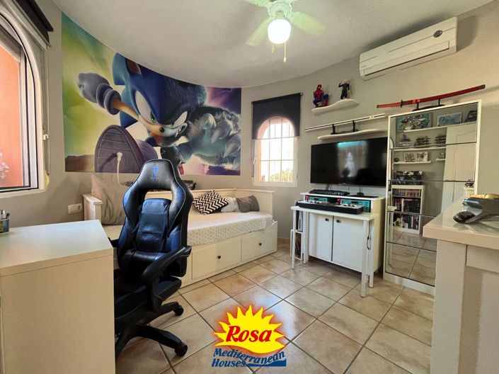 Image No.12-Chalet de 3 chambres à vendre à Orihuela Costa