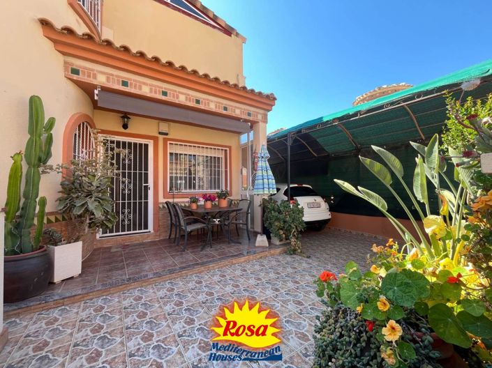 Image No.2-Chalet de 3 chambres à vendre à Orihuela Costa