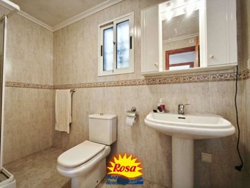 property234159740