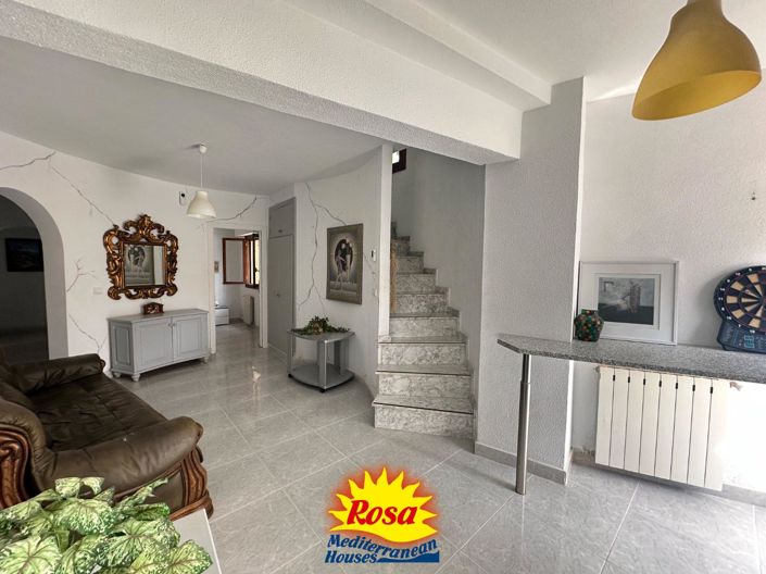 Image No.20-6 Bed Villa for sale