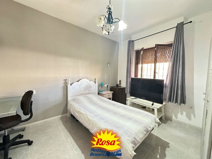 Image No.25-6 Bed Villa for sale