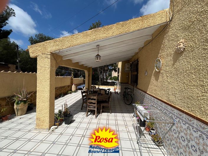 Image No.3-6 Bed Villa for sale