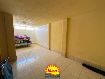 property233755158