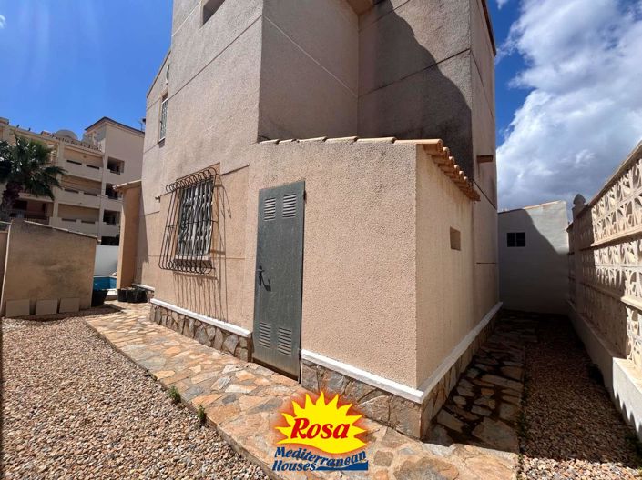 Image No.40-Chalet de 4 chambres à vendre à Orihuela Costa