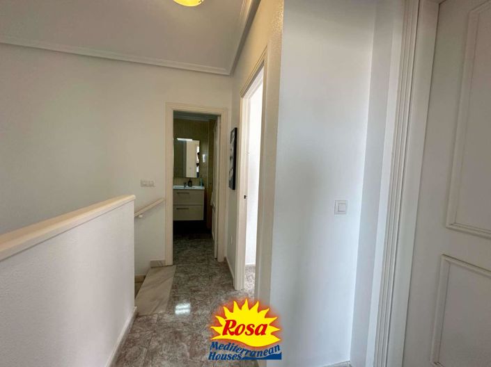 Image No.10-3 Bed Property for sale