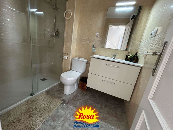 Image No.17-3 Bed Property for sale