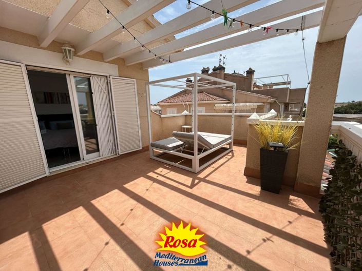 Image No.18-3 Bed Property for sale