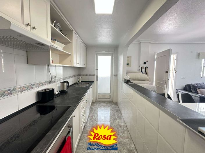 Image No.6-3 Bed Property for sale