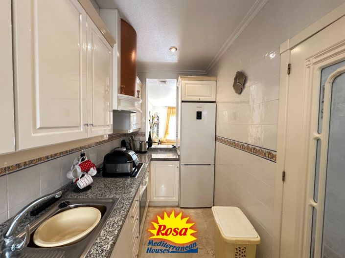 Image No.6-3 Bed Property for sale