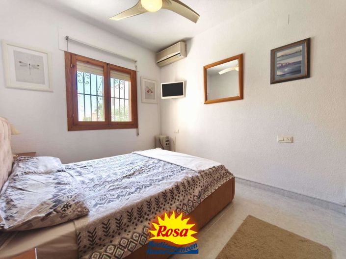 Image No.12-Chalet de 3 chambres à vendre à Orihuela Costa