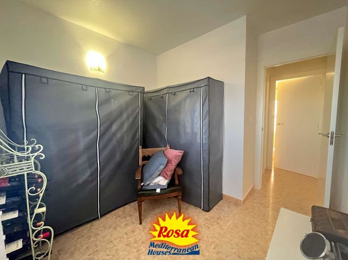 Image No.20-2 Bed Apartment for sale