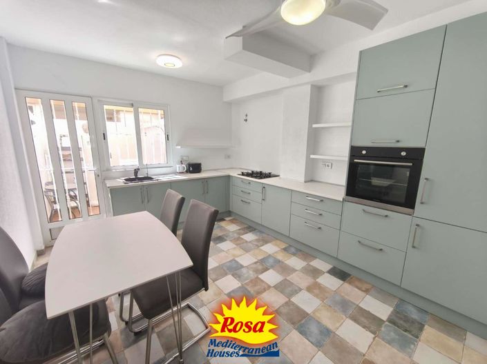 Image No.5-3 Bed Duplex for sale