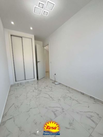 Image No.16-3 Bed Property for sale