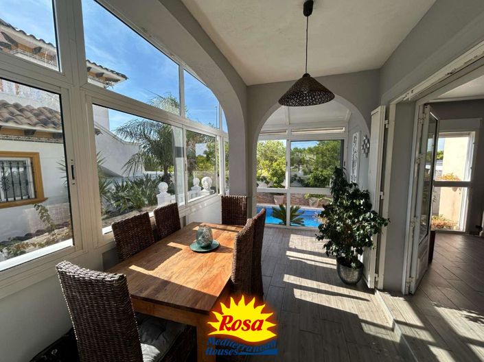 Image No.11-4 Bed Chalet for sale