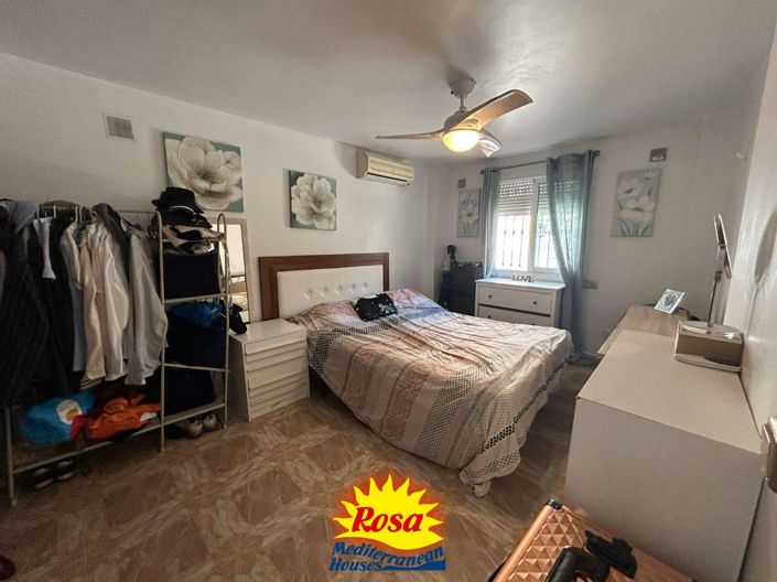 Image No.32-4 Bed Chalet for sale