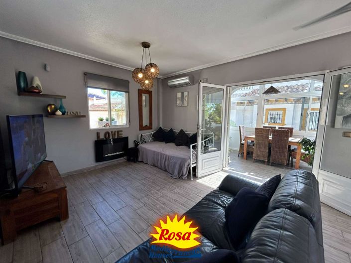 Image No.5-4 Bed Chalet for sale