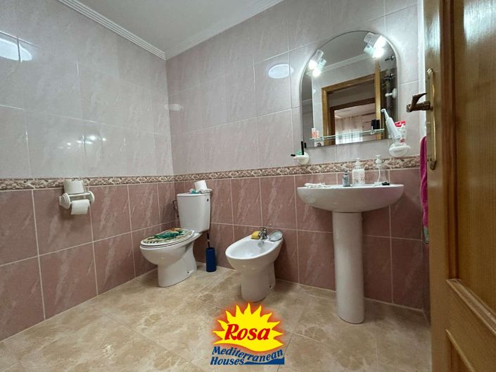 Image No.11-2 Bed Apartment for sale