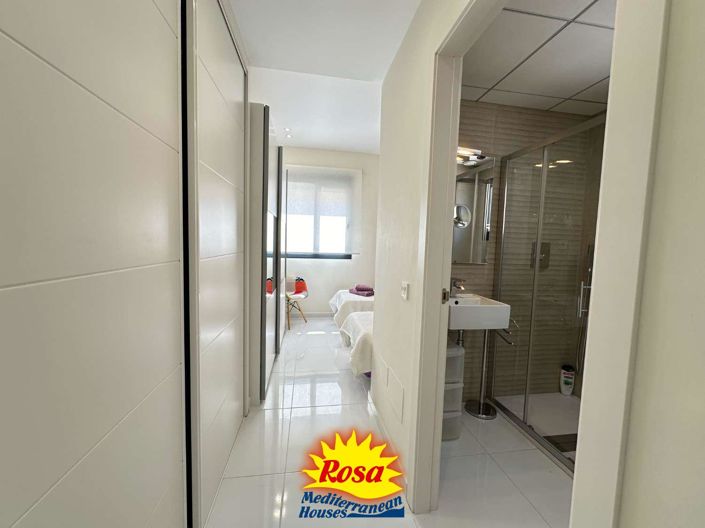 Image No.20-2 Bed Apartment for sale