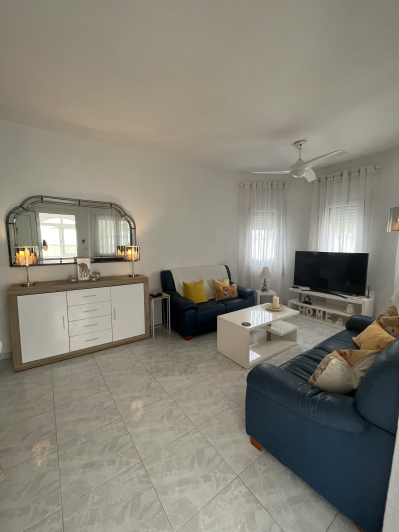 Image No.2-Villa / Détaché de 4 chambres à vendre à Orihuela Costa