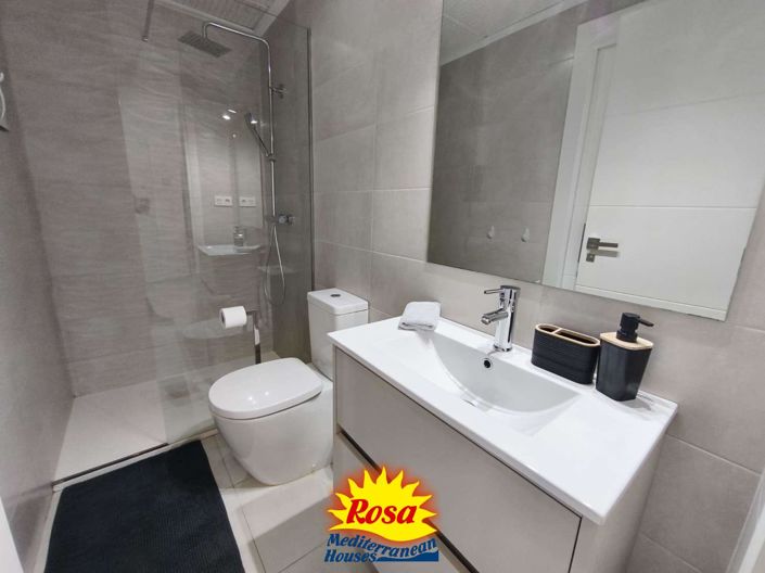 Image No.14-2 Bed Property for sale