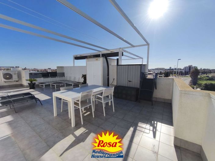 Image No.17-2 Bed Property for sale