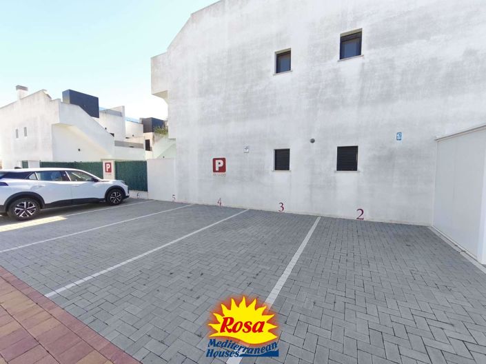 Image No.22-2 Bed Property for sale