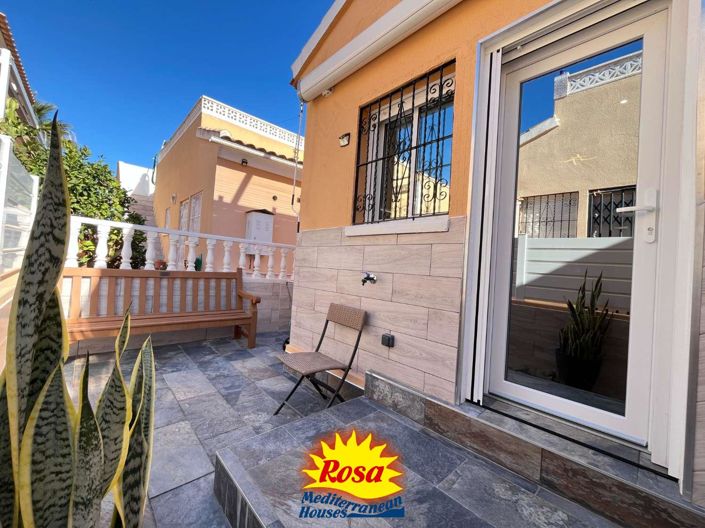 Image No.27-2 Bed Property for sale