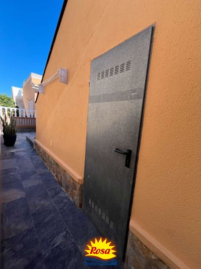 Image No.36-2 Bed Property for sale