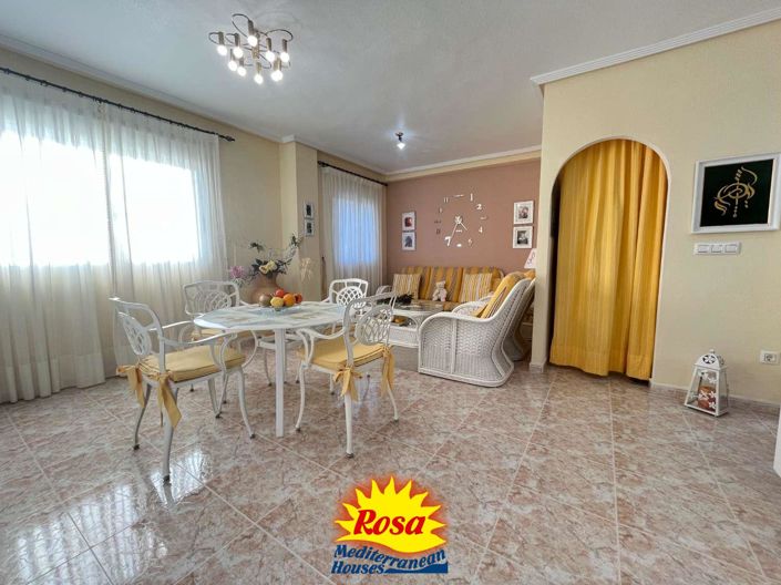 Image No.12-2 Bed Property for sale