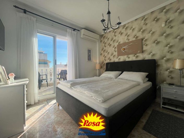 Image No.17-2 Bed Property for sale