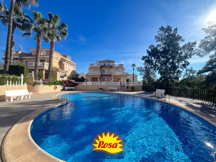 Image No.2-2 Bed Property for sale