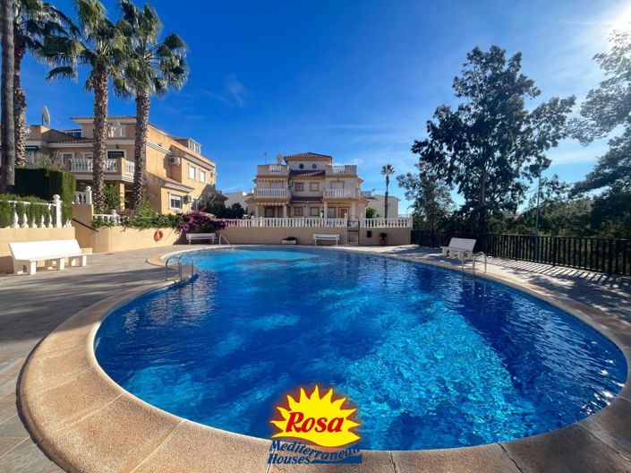 Image No.26-2 Bed Property for sale