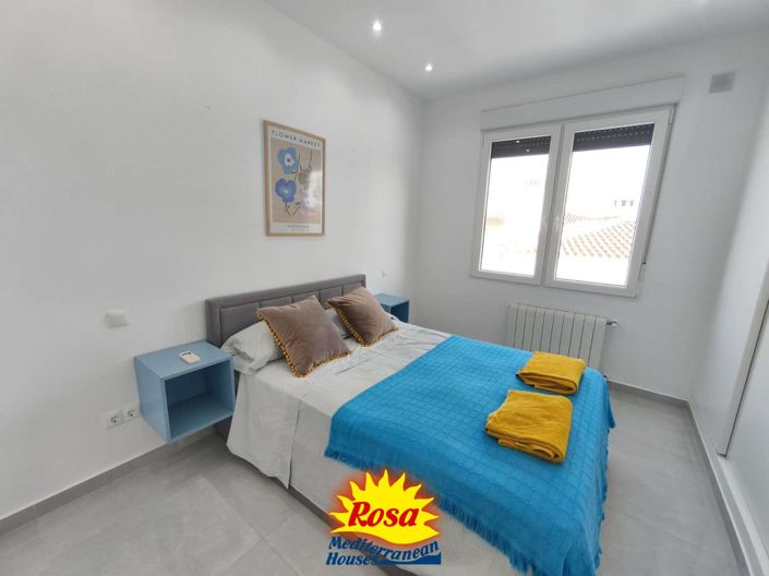 Image No.45-4 Bed Chalet for sale