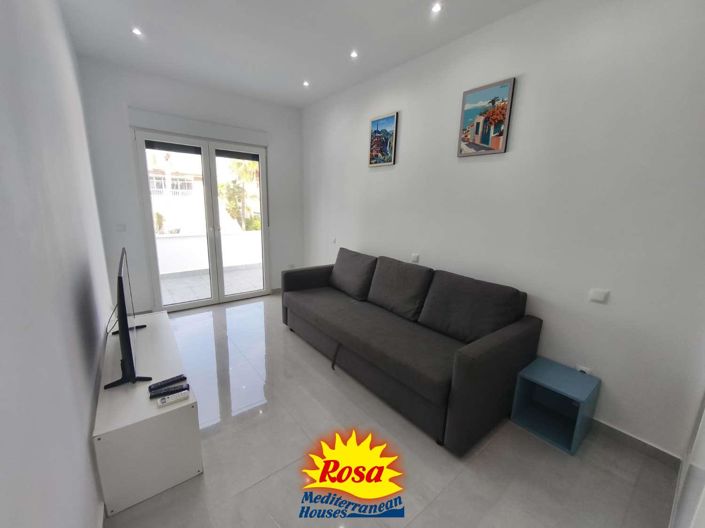 Image No.48-4 Bed Chalet for sale