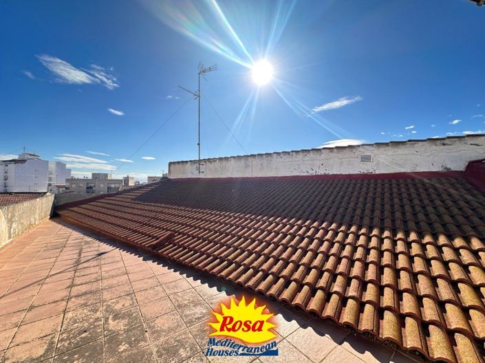 Image No.22-4 Bed Property for sale