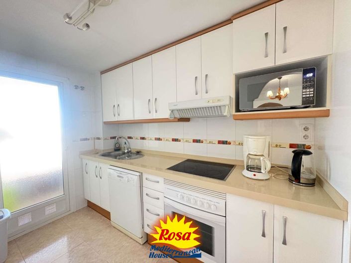 Image No.22-3 Bed Apartment for sale