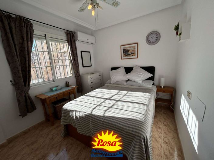 Image No.38-3 Bed Property for sale