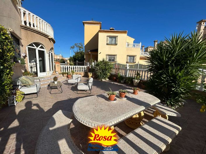 Image No.6-3 Bed Property for sale