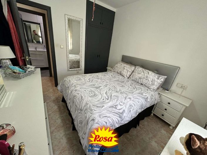 Image No.19-3 Bed Property for sale