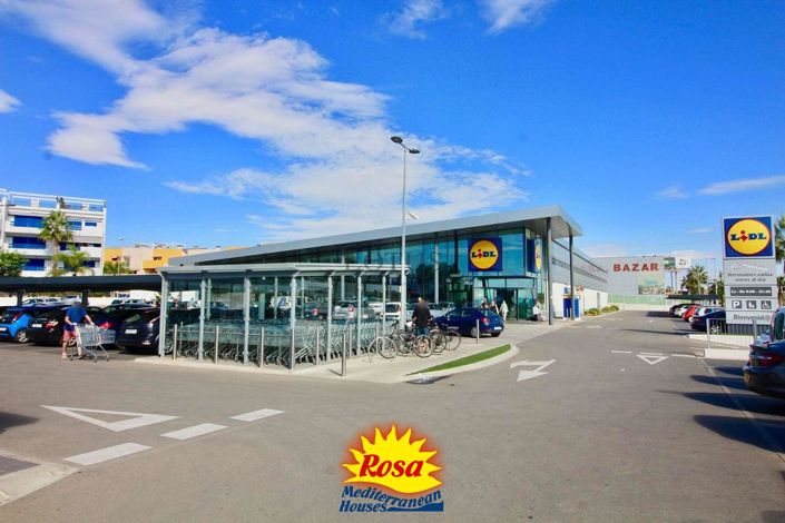 Image No.29-2 Bed Property for sale